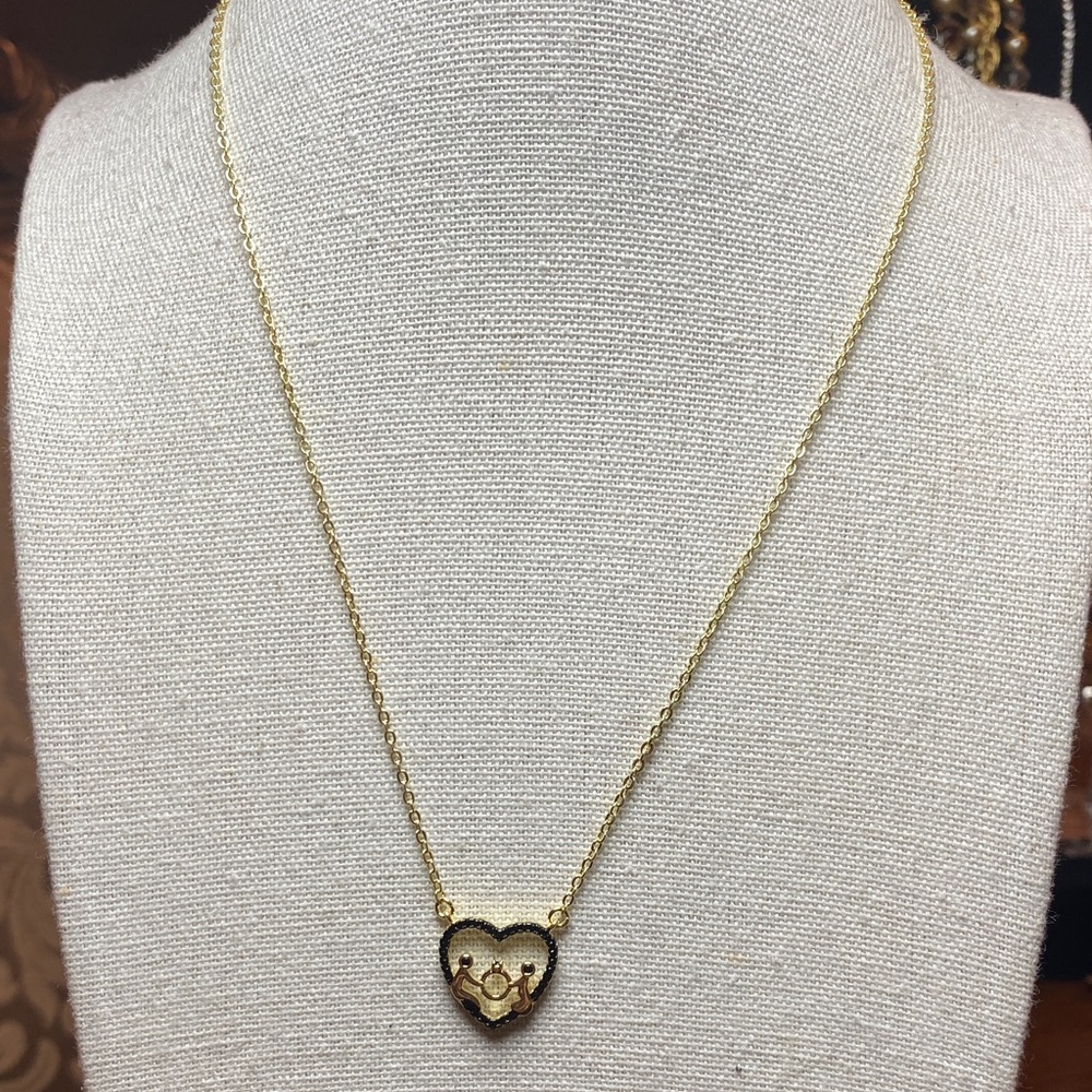 Pretty Bird Gold Heart Necklace with Black Edge